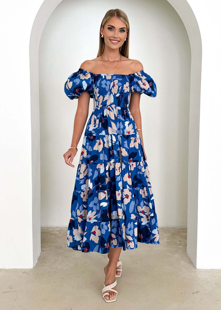 Dame elegant og luftig sommerkjole med flæsedetaljer Stilla