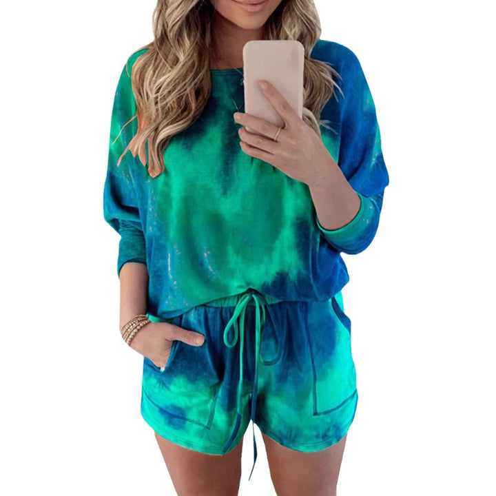 Dame afslappet sæt bestående af top og shorts med moderigtig farvegradient Stilla