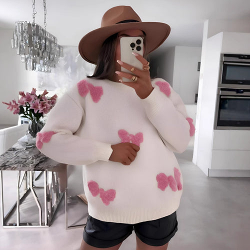 Kvindernes strikket sweater med legesyg hjerte-design og afslappet snit Stilla