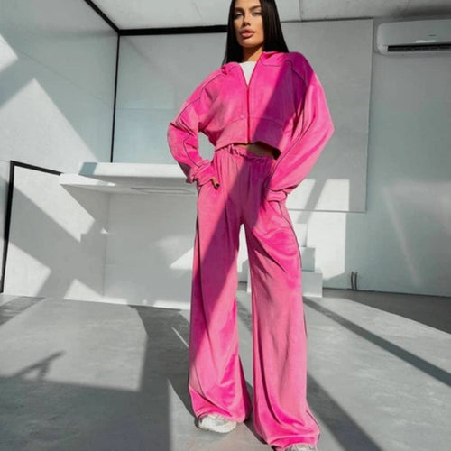 Kvinders sporty velour loungewear sæt med kort hoodie og brede ben Skovae