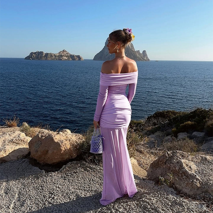 Dame elegant off-shoulder maxikjole med raffinerede draperingsdetaljer Skovae