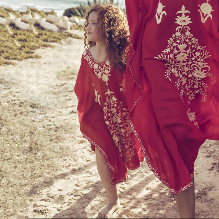 Dame Strandkaftan med kunstnerisk broderi og luftig pasform Stilla