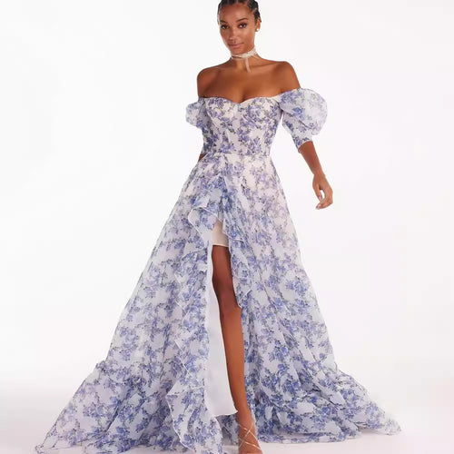Kvinders festlige maxikjole med off-shoulder design og blomster rynke detaljer