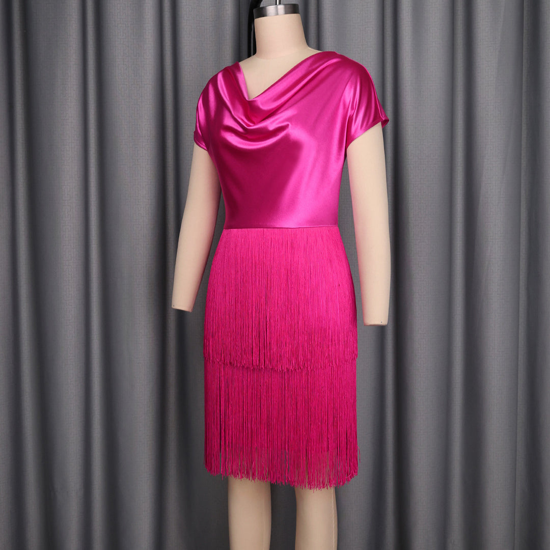 Dame skinnende fransedragt med elegant drapering Skovae