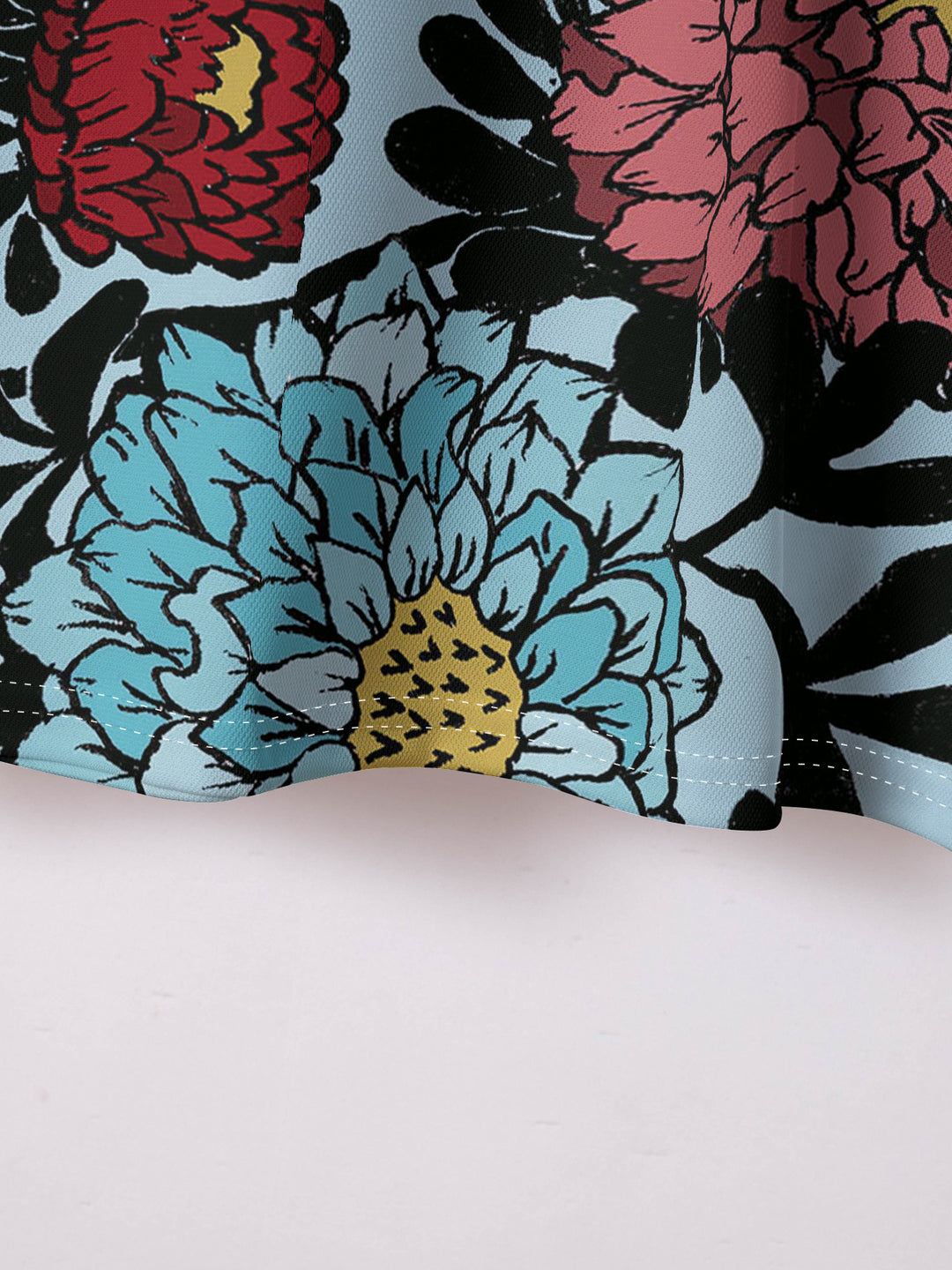 Herre kortærmet skjorte med iøjnefaldende blomsterdesign og åndbare egenskaber Stilla