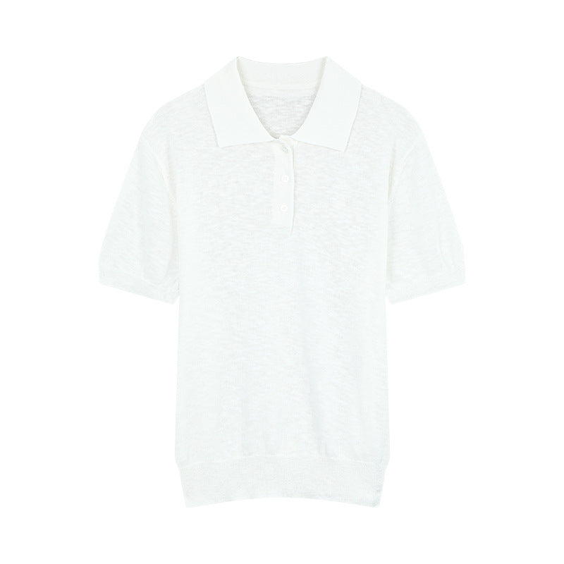 Dame poloshirt med fin struktur og elegant knaplukning Stilla