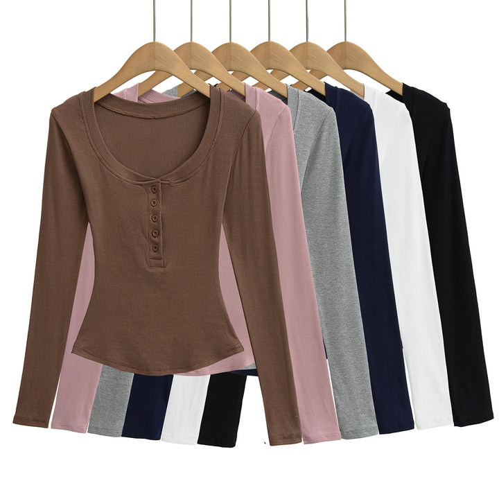 Dame Langærmet Henley Shirt med moderne knaplukning og elegant snit Stilla