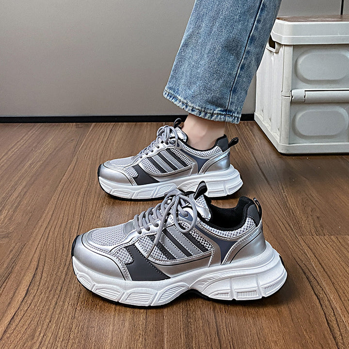 Dame Sporty løbesneakers med åndbart netoverflade og stødabsorberende fodseng Stilla