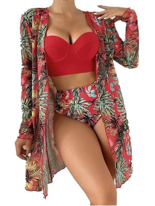 Dame strandoutfit med floralt cover-up og højt skåret bikini Stilla