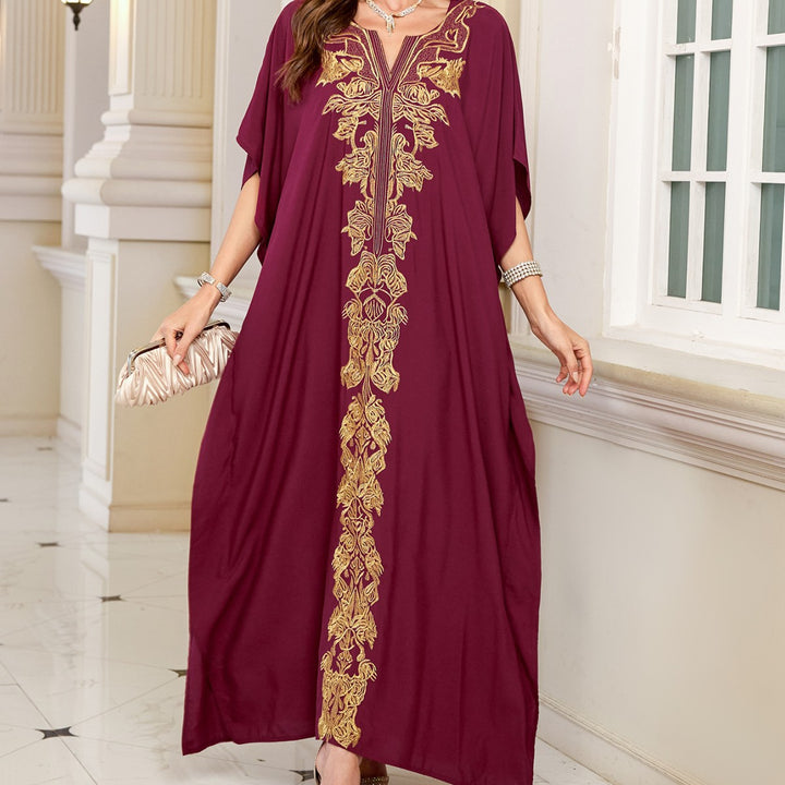 Dame Kaftan med eksklusivt gyldent broderi og elegant snit Stilla