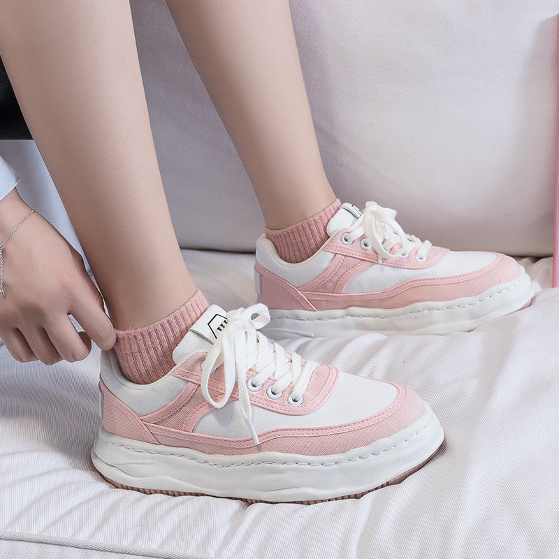 Dame sneakers i moderne chunky-design med fremragende dæmpning og skridsikker sål Stilla