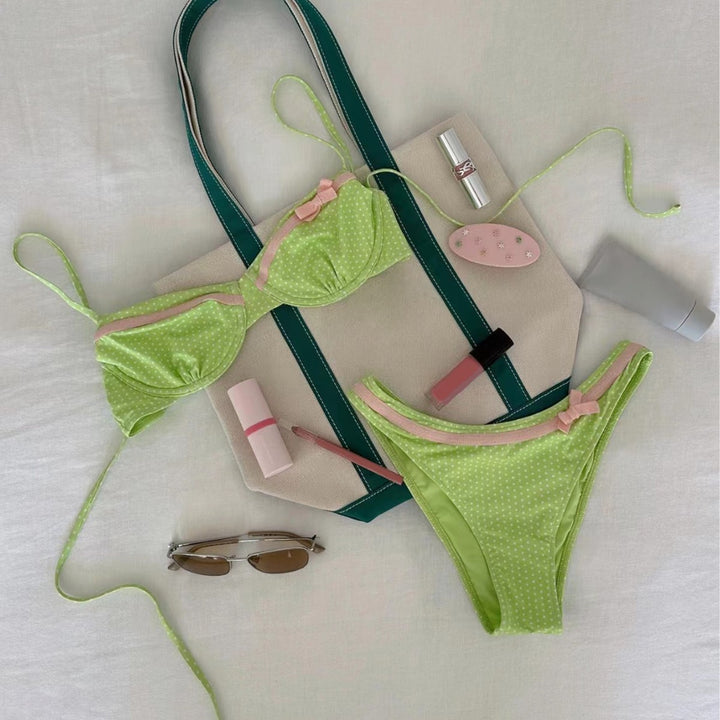 Dame polka dot bikini med legende design Skovae