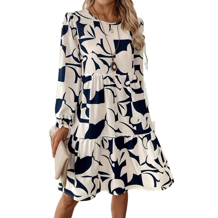 Dame lagdelt midi kjole med kunstnerisk drapering Stilla