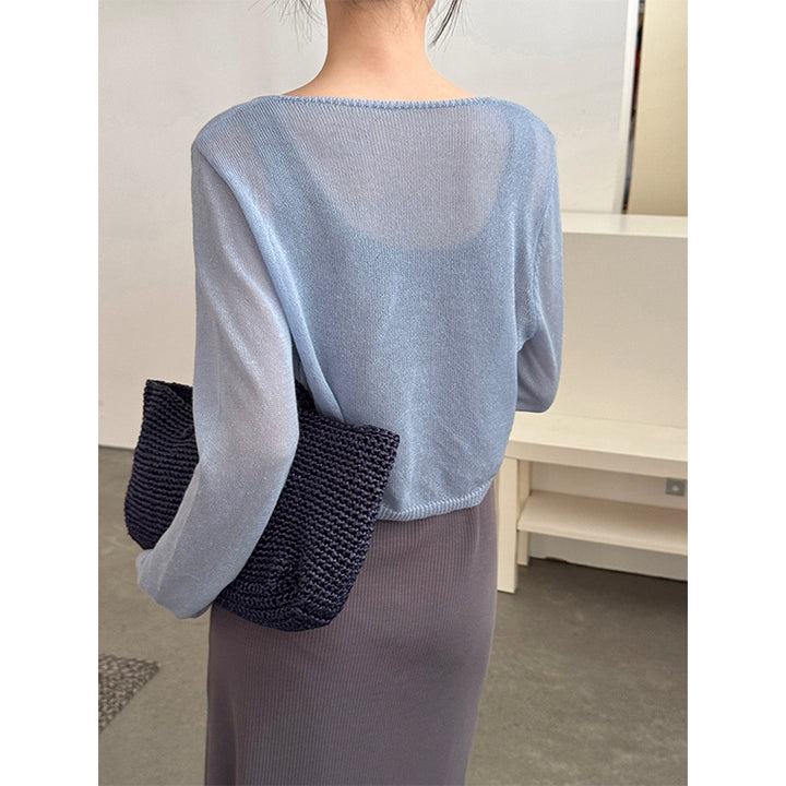 Dame luftig lag-look cardigan med moderne V-hals og fine masker Stilla