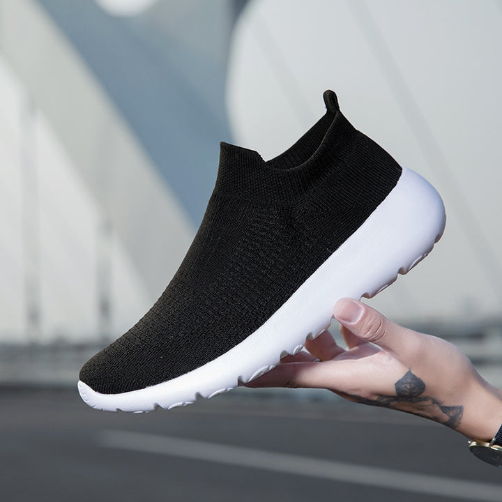 Unisex nan sømløs sokkesneaker med åndbar tredimensionel strikonstruktion og stødabsorberende fleksibel sål Skovae