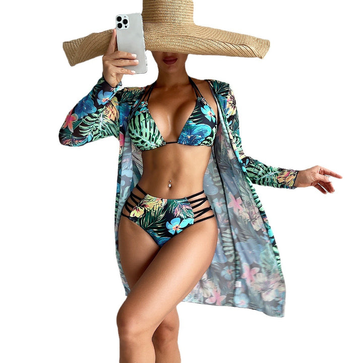 Dame Bikini-sæt med ekstravagante cut-outs og elegant kimono Stilla