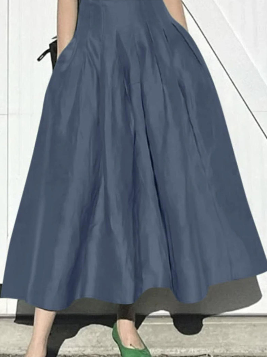 Dame Elegant Midi Nederdel med Flydende Snit og Sidelommer