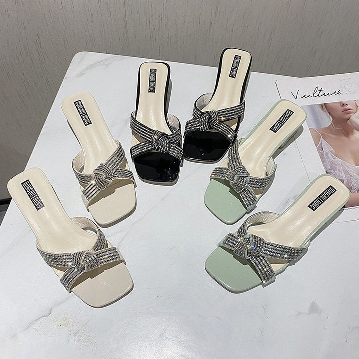 Dame elegante sandaler med strasspynt og komfortabel blokhæl Stilla