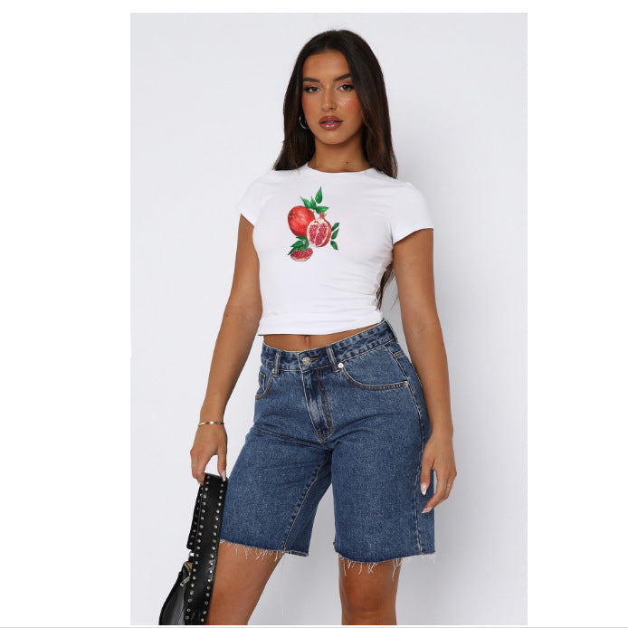 Dame Kortærmet Crop-Top med frugtagtigt motiv og tætsiddende snit Skovae