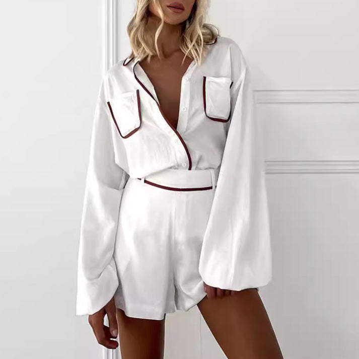 Dame sæt bestående af blød bluse og korte bukser med elegante detaljer Stilla