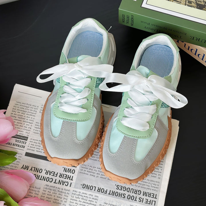 Dame Sporty Sneakers med åndbar overfladestruktur og polstret sål Stilla