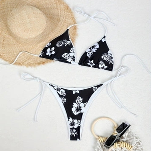 Dame triangel-bikini med legende blomsterprint og justerbare bindebånd Skovae
