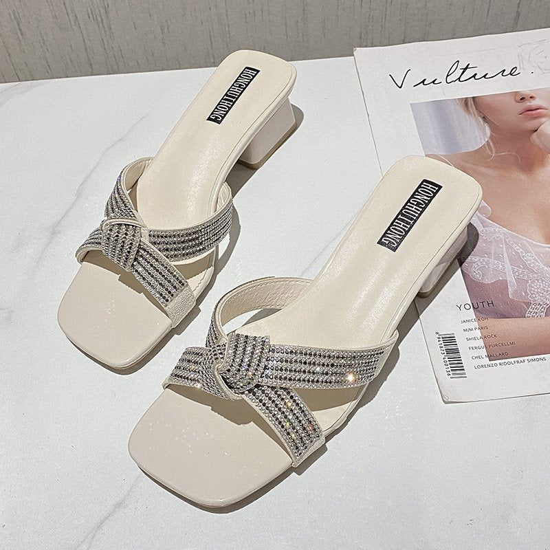 Dame elegante sandaler med strasspynt og komfortabel blokhæl Stilla