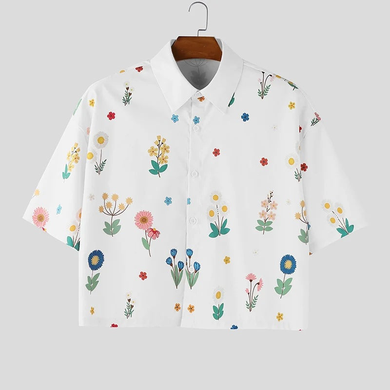 Damer nan kastig skåret kortærmet skjorte med blomstret allover-print, skjortekrave og kort søm Skovae