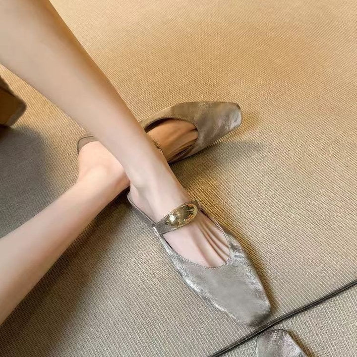 Dame elegante Square-Toe Slide Mules med dekorativ guldakcent Stilla