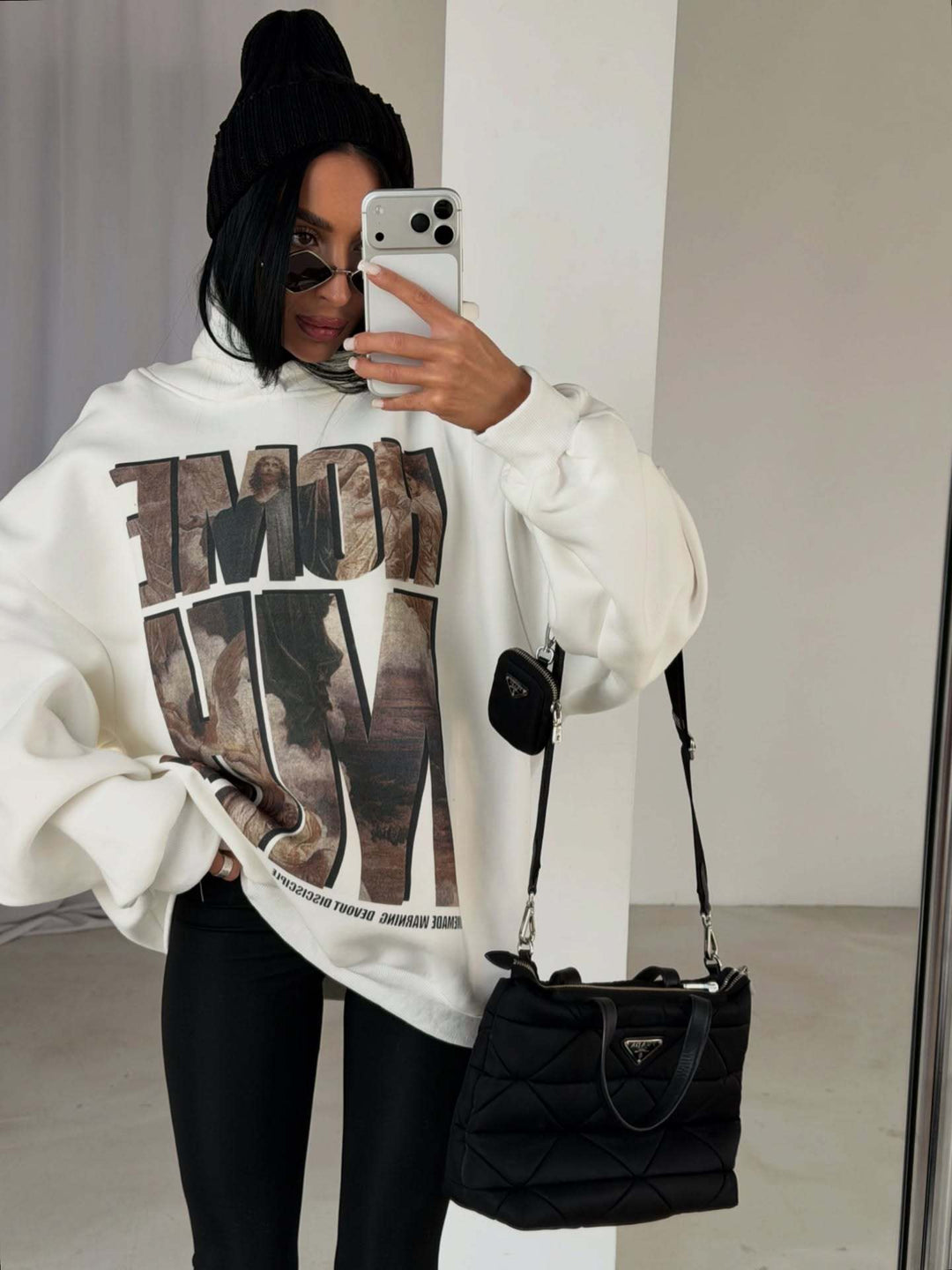 Kvinders oversized hoodie med fremtrædende grafisk print Stilla