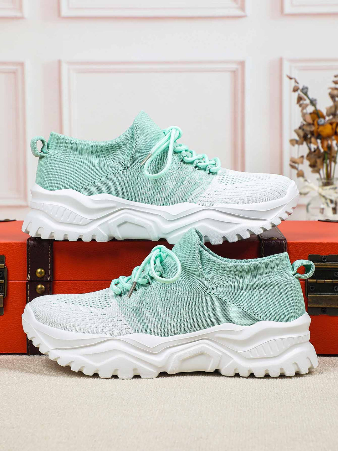 Dame Åndbare Sneakers med skridsikker sål og høj skaft Stilla