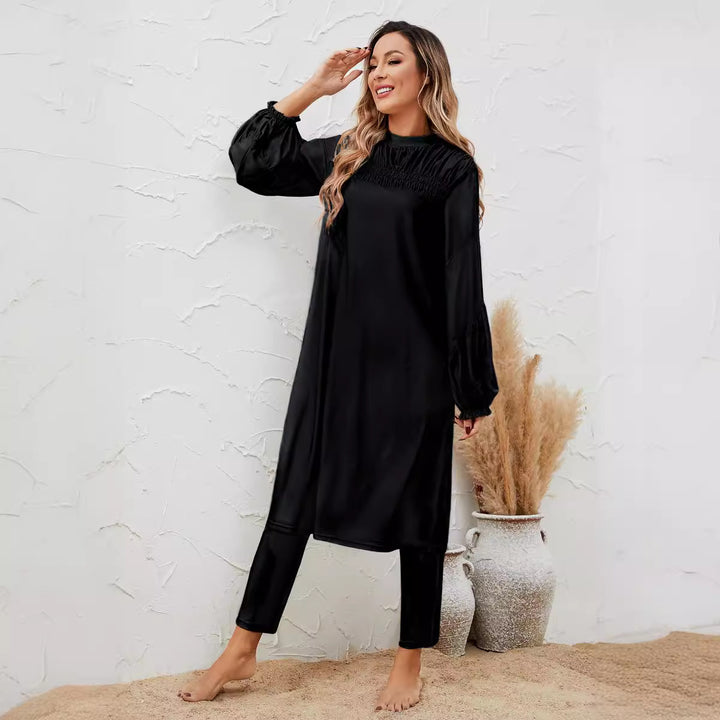 Dame Langærmet Kjole med elegant Plissékrave og behagelige Leggings Stilla
