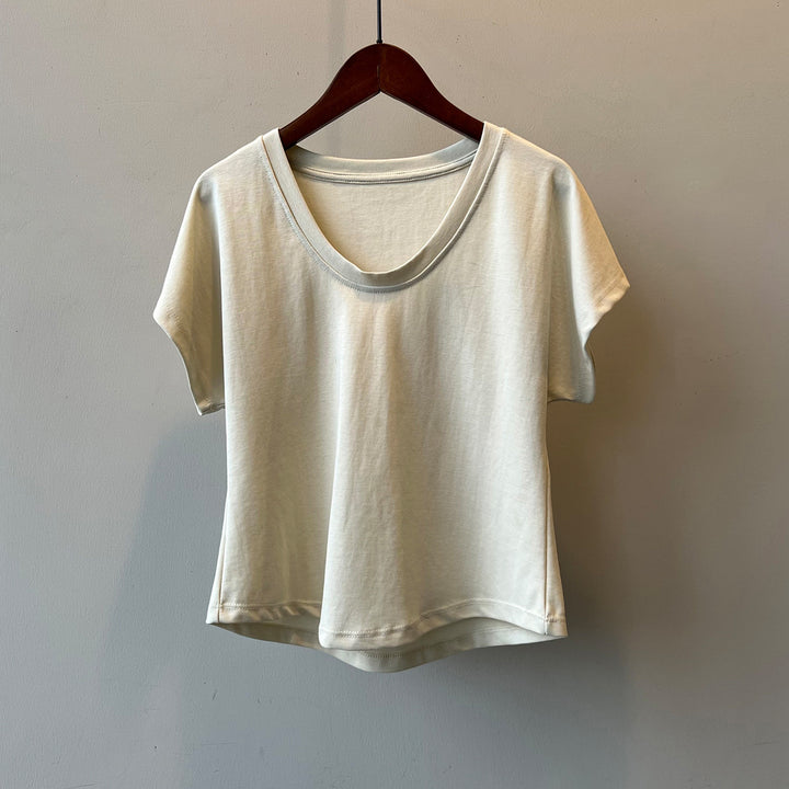 Dame afslappet T-shirt med bred rund halsudskæring og komfortabel pasform Stilla