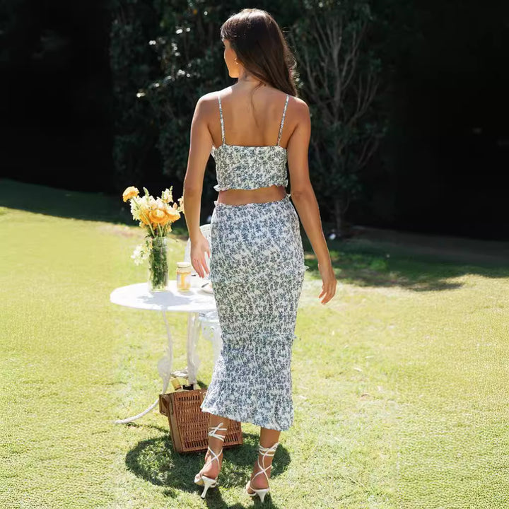 Kvindernes To-dels Sæt bestående af Crop Top og Midi Nederdel med Blomsterdesign Stilla