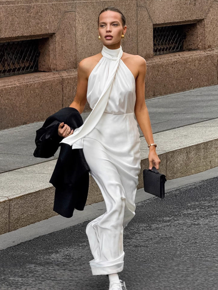Dame Maxi-kjole med smart Halterneck og elegant snit Stilla