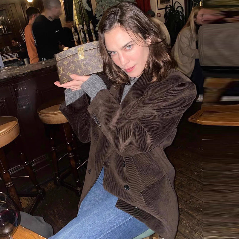 Dame Oversized Dobbeltradet Blazer med hyggelig skæring og elegante detaljer Stilla