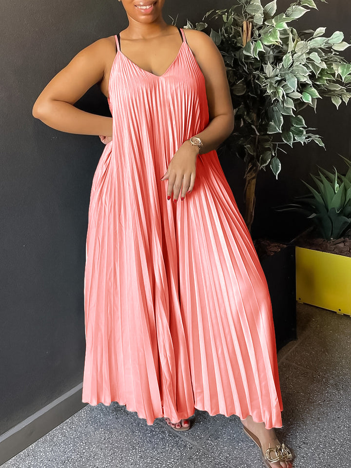 Dame Maxi-kjole med elegant plisseret look og svajende kant Stilla