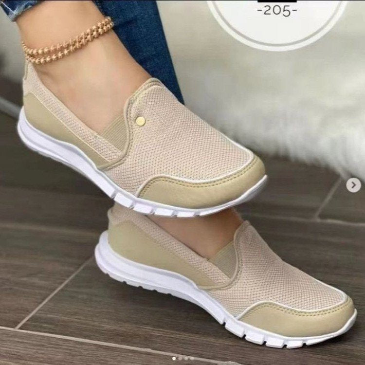 Dame Slip-On Sneakers med åndbart mesh-overflade og fleksibel sål Stilla