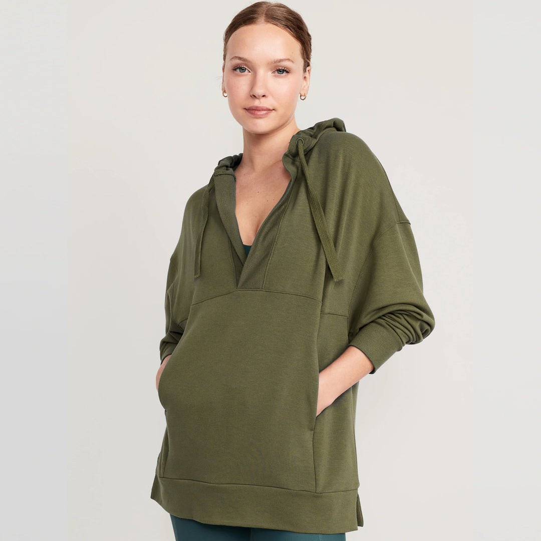 Dame Oversized Hoodie med afslappet stil og V-hals Stilla