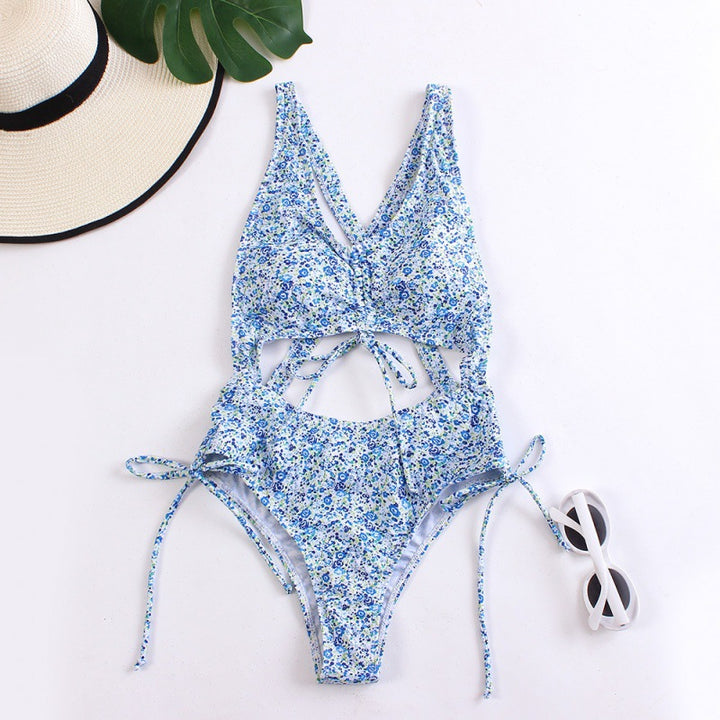 Dame Bikiniset med moderne Cut-Out og legende Rüschen Skovae