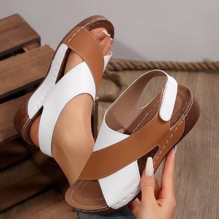 Dame elegante toe separator sandaler med dekorative krydsremme og behageligt fodseng Stilla