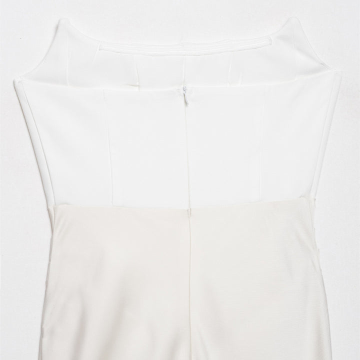 Dame lang satin aftenkjole med elegant drapering Skovae