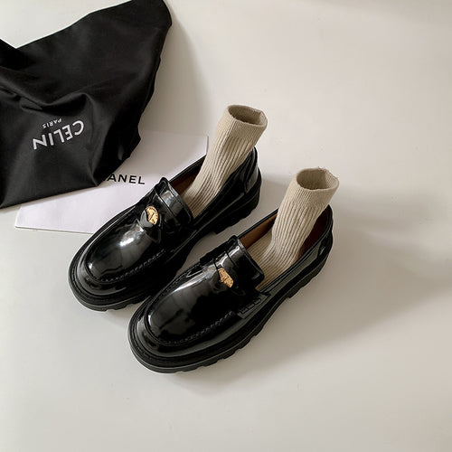 Dame Chunky Loafer med blankt overmateriale og robust profil Stilla