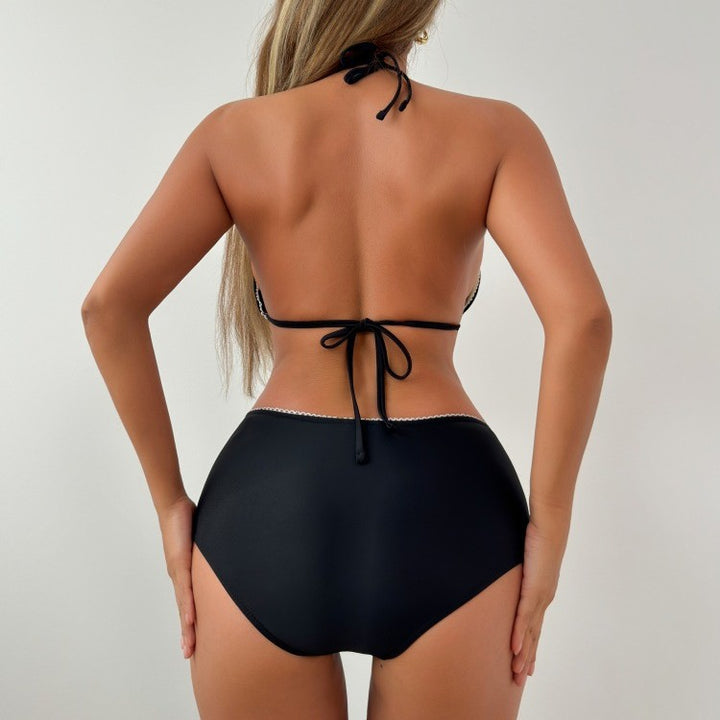 Dame Højskåret Bikini med fine detaljer Skovae
