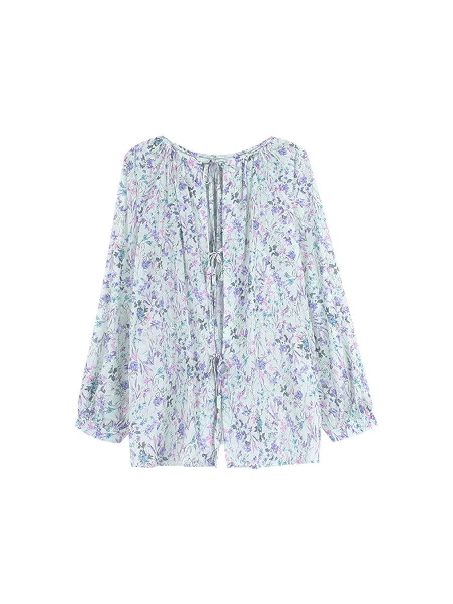 Damebluse med blomster mønster og afslappet snit Stilla