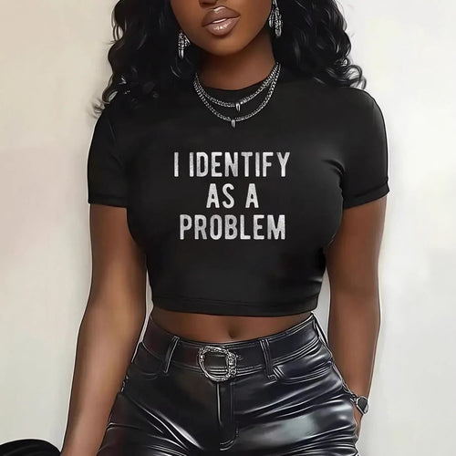 Dame Crop-T-shirt med kreativt slogan og moderne snit Skovae