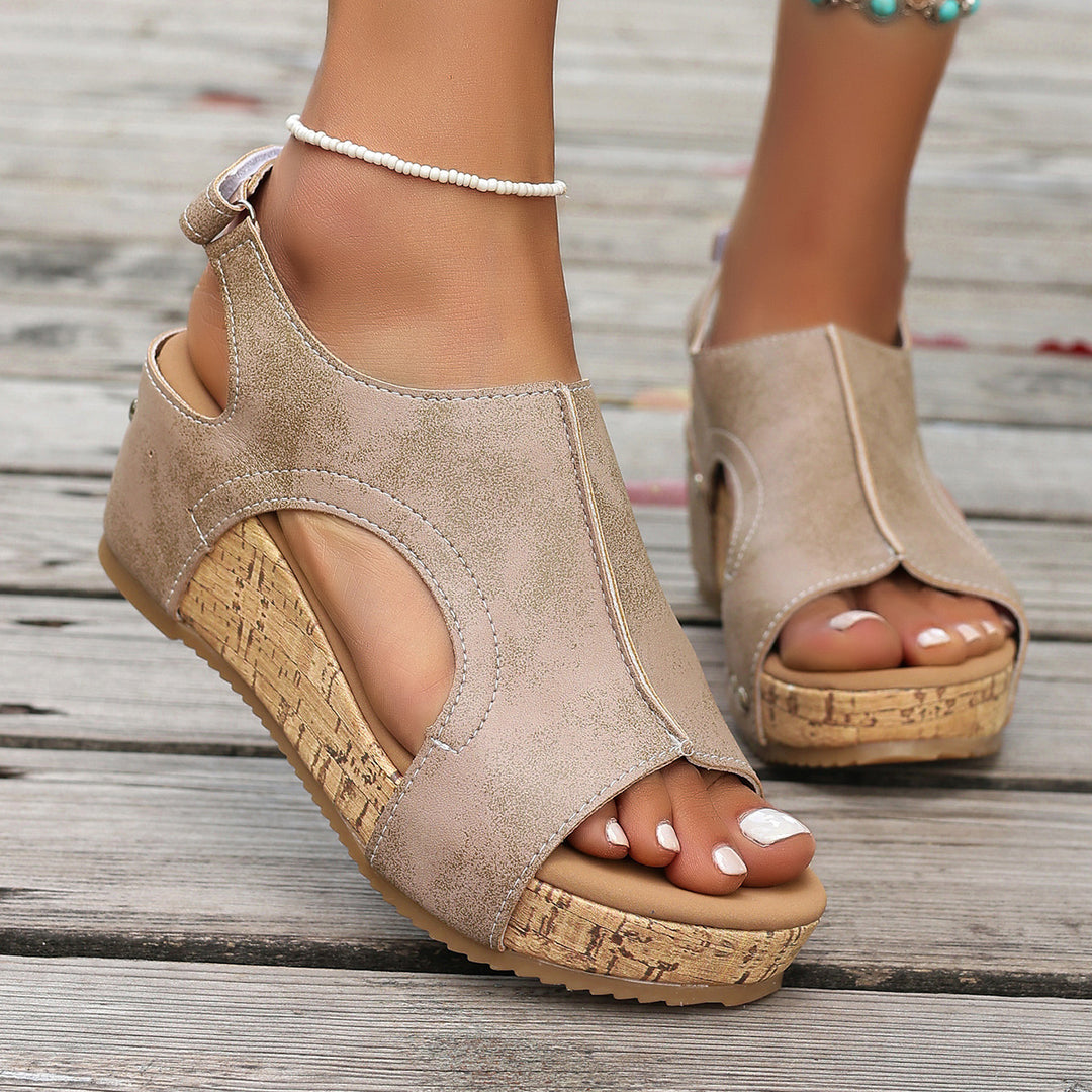 Dame Wedge-sandaler med anatomisk fodseng og stilfulde cut-outs Stilla