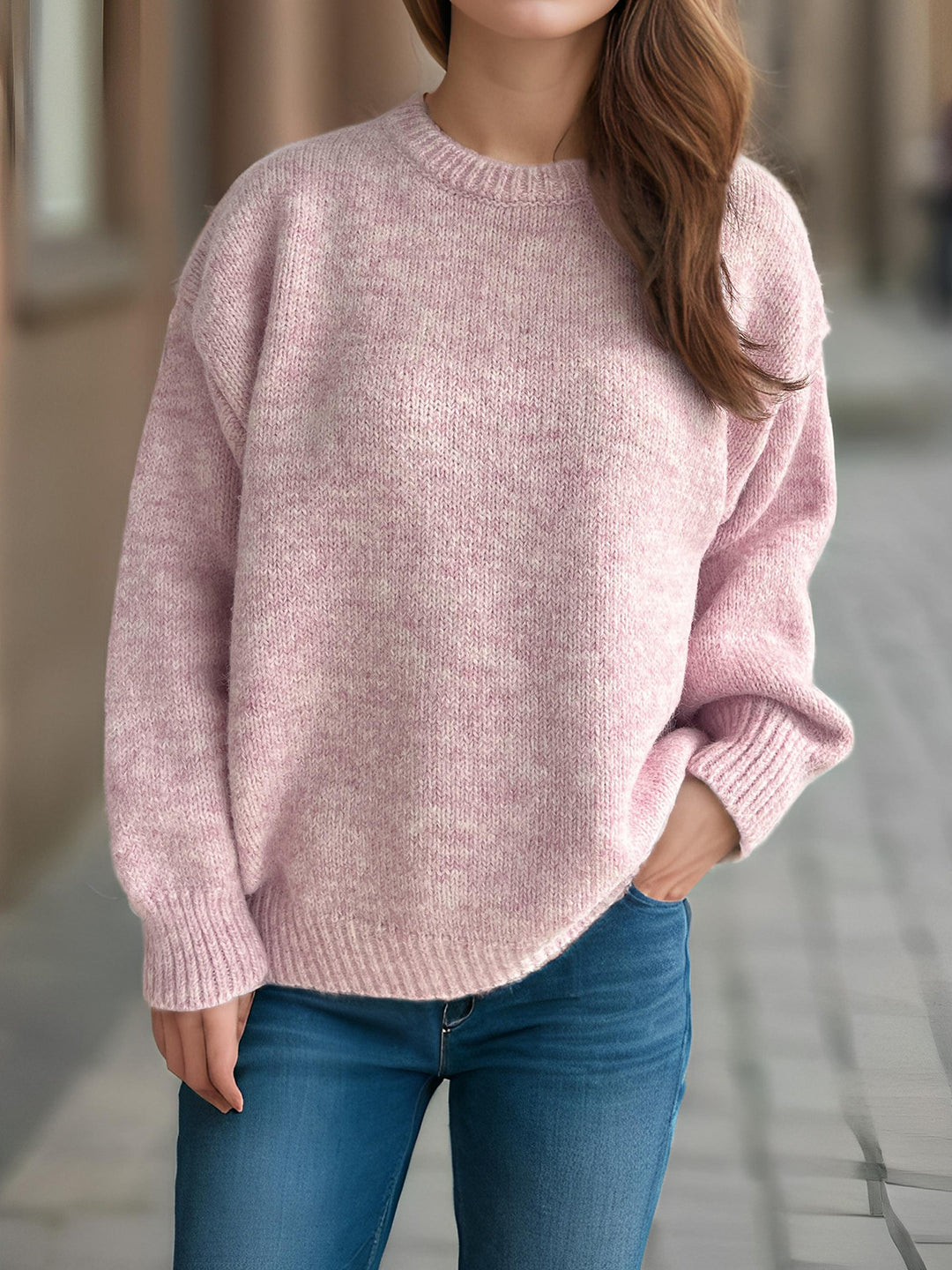 Kvinders chunky strikket sweater med generøse ærmer og moderne snit Stilla