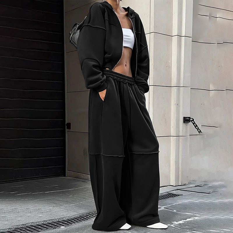 Dame Sporty two-piece with hood and loose fit Stilla