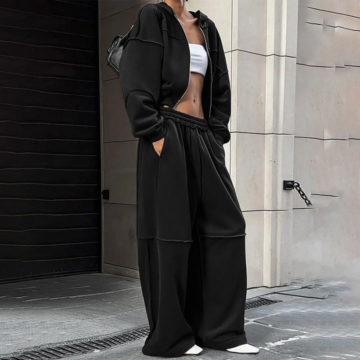 Dame Sporty two-piece with hood and loose fit Stilla